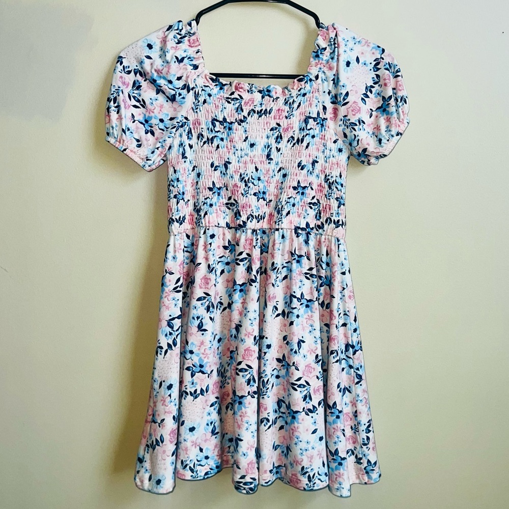 BCBGENERATION Short Sleeve Dress Girls Small 7/8 Super Soft Excellent Condition